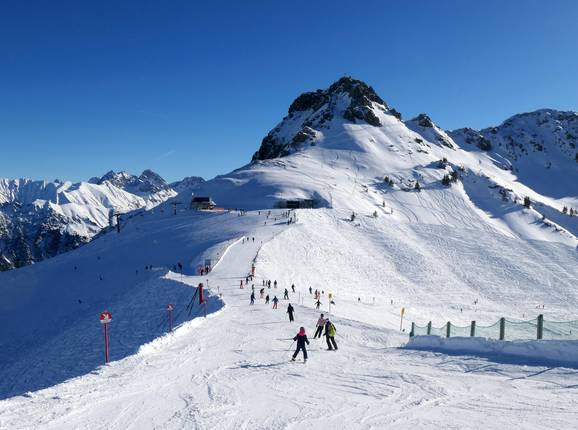 Skigebiet am Fuße der Kanzelwand