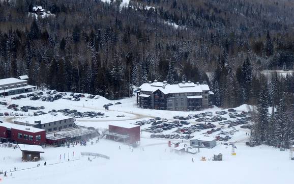 Monashee Mountains: Anfahrt in Skigebiete und Parken an Skigebieten – Anfahrt, Parken Red Mountain Resort – Rossland