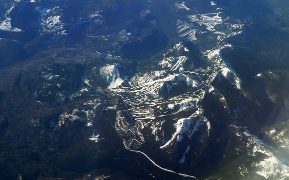 Monashee Mountains: Größe der Skigebiete – Größe Red Mountain Resort – Rossland